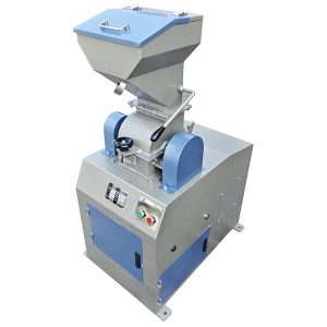 uzavretý kladivový drvič